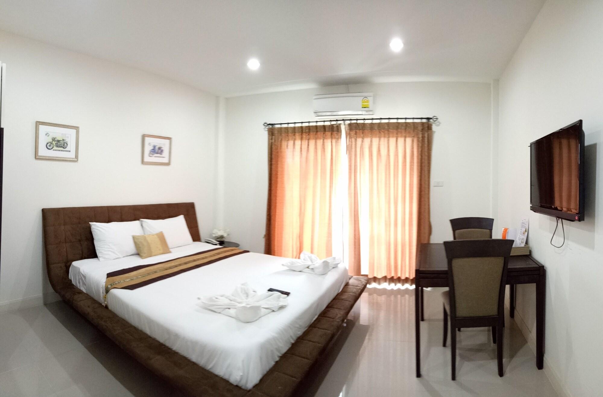 Privacy Residence Lopburi Bagian luar foto