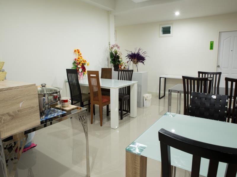 Privacy Residence Lopburi Bagian luar foto
